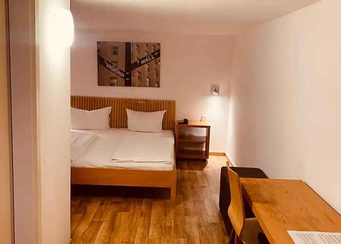 Station 美因河畔法兰克福